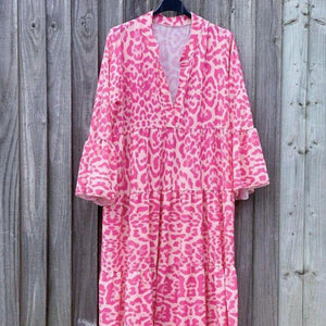 Vestido con estampado de leopardo de Le Pink Chic