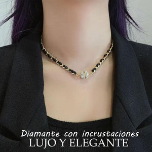 Elegante collar magnético